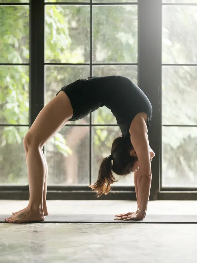 6 Easy Yoga Poses For Weight Loss